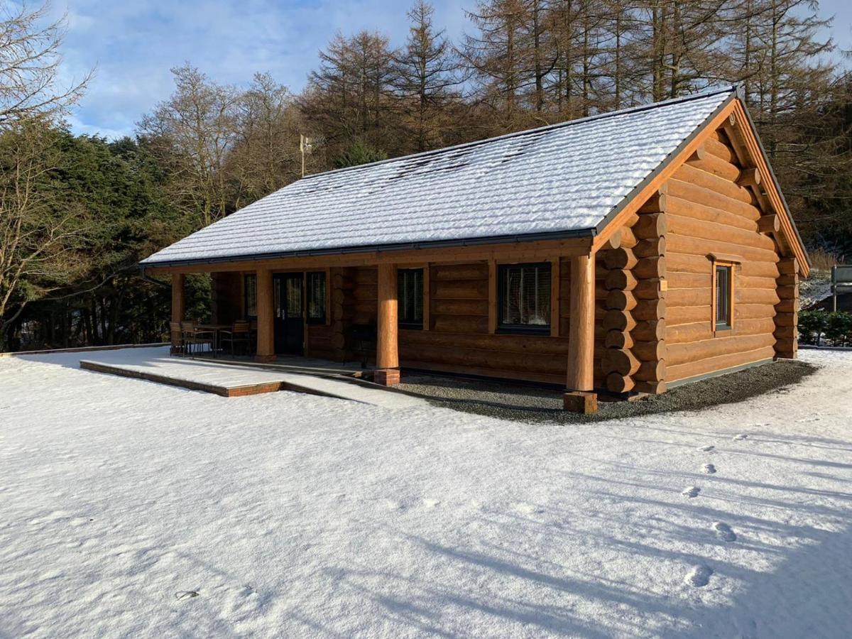 Langholm Ewes Water Log Cabins מראה חיצוני תמונה