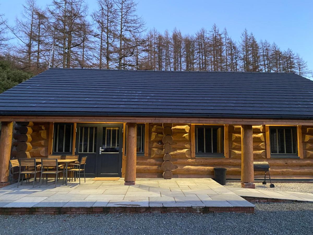 Langholm Ewes Water Log Cabins מראה חיצוני תמונה