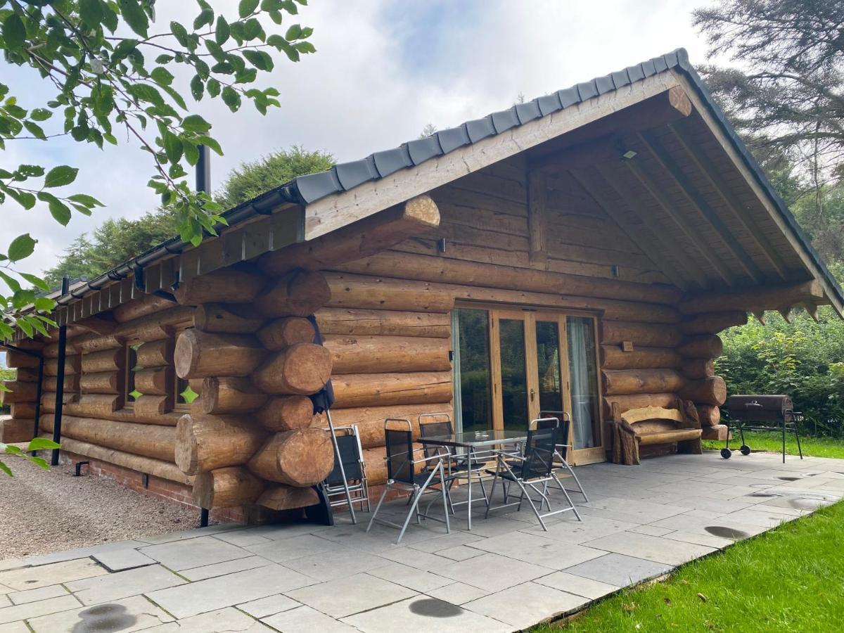 Langholm Ewes Water Log Cabins מראה חיצוני תמונה